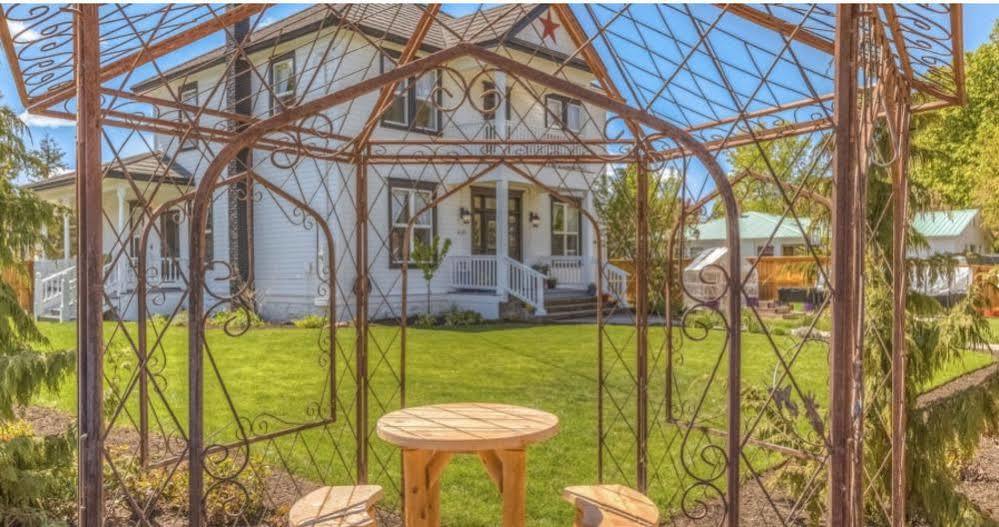 Crooked River Inn Prineville Exterior photo